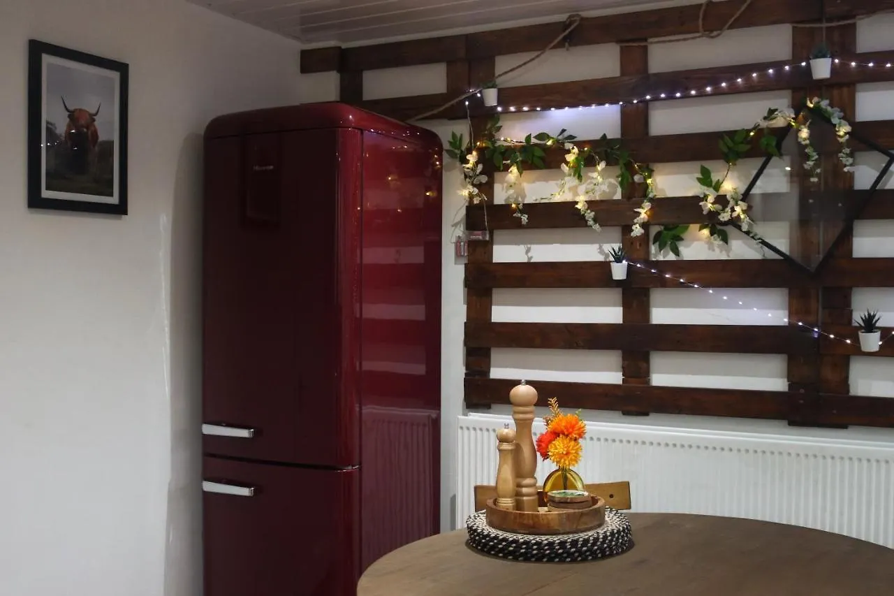 A Lil Cosy Belfast Home 0*,  United Kingdom